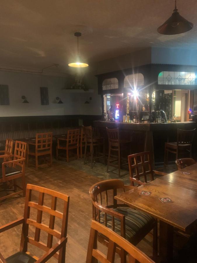 The Thistle Inn カムナック エクステリア 写真