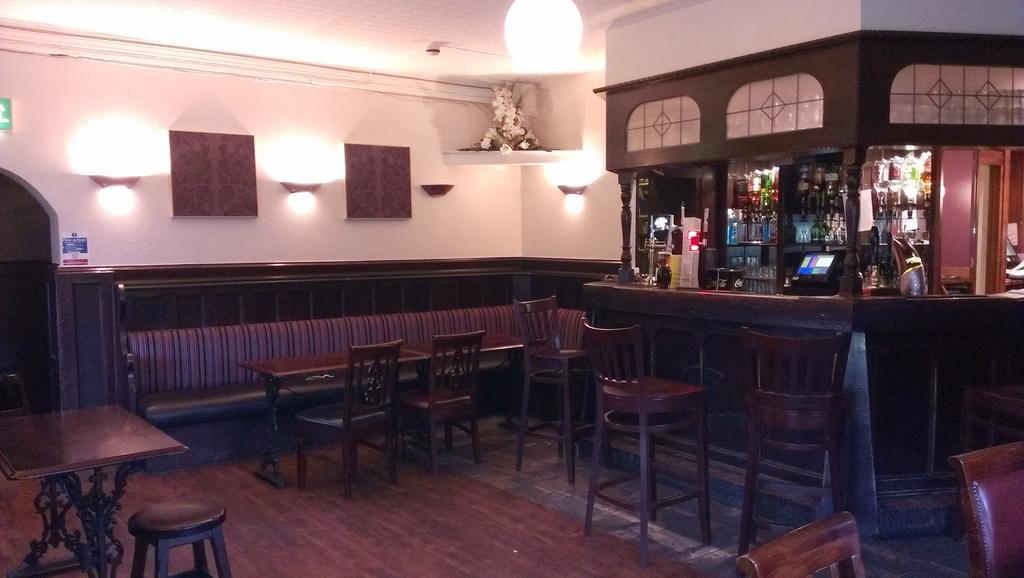 The Thistle Inn カムナック エクステリア 写真